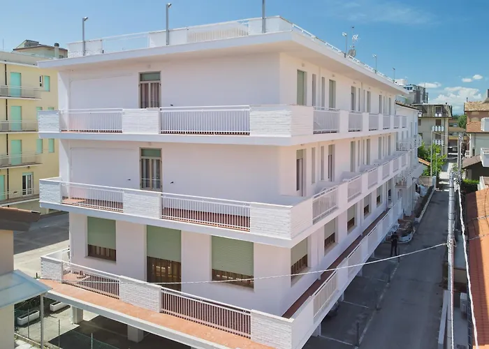 Hotel Jolanda