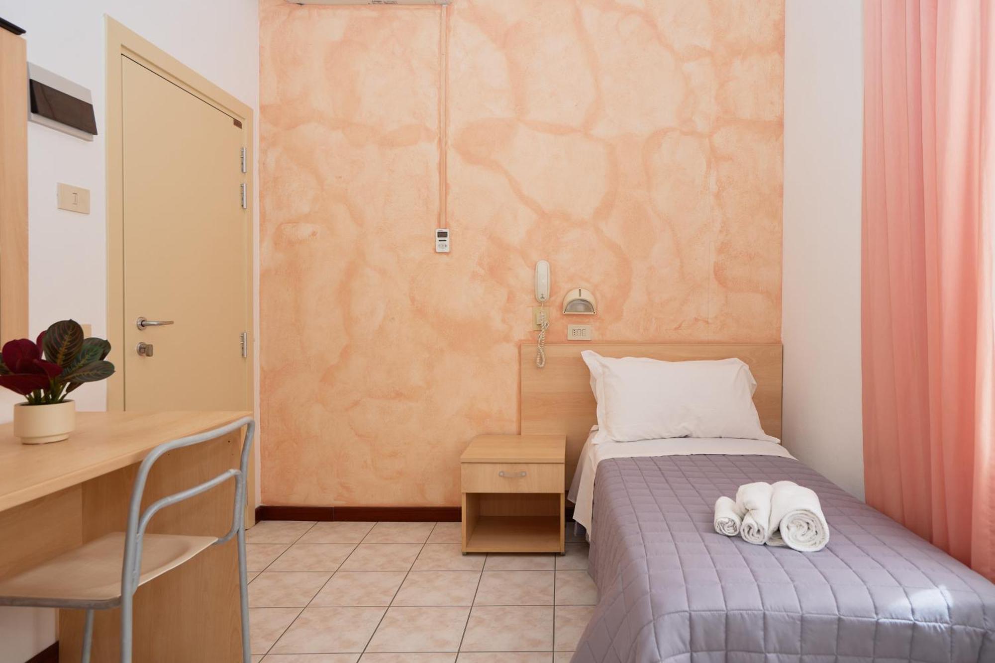 Jolanda Hotel 3*