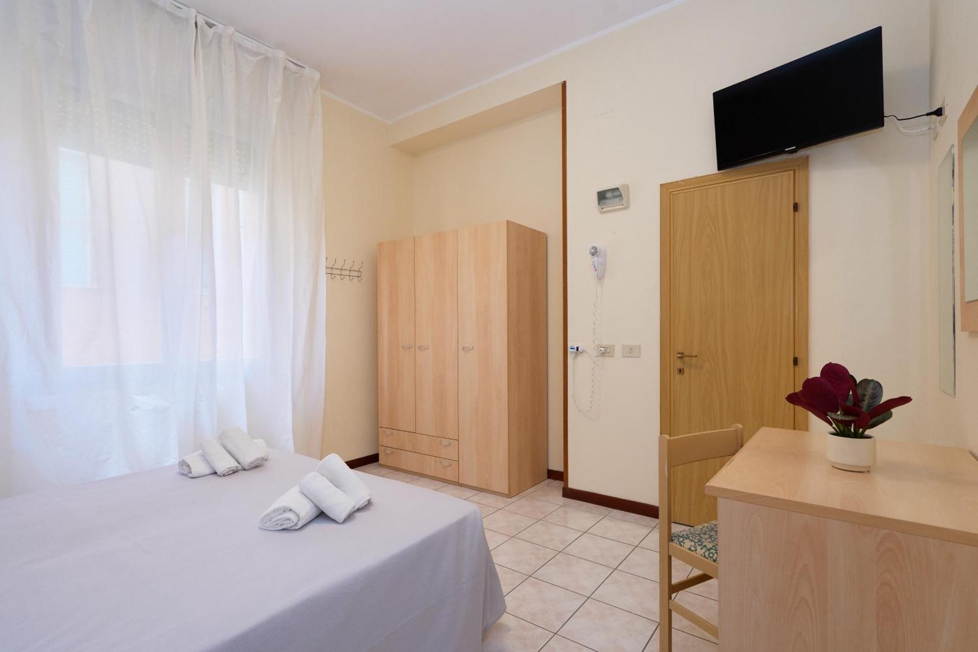 Jolanda Hotel
