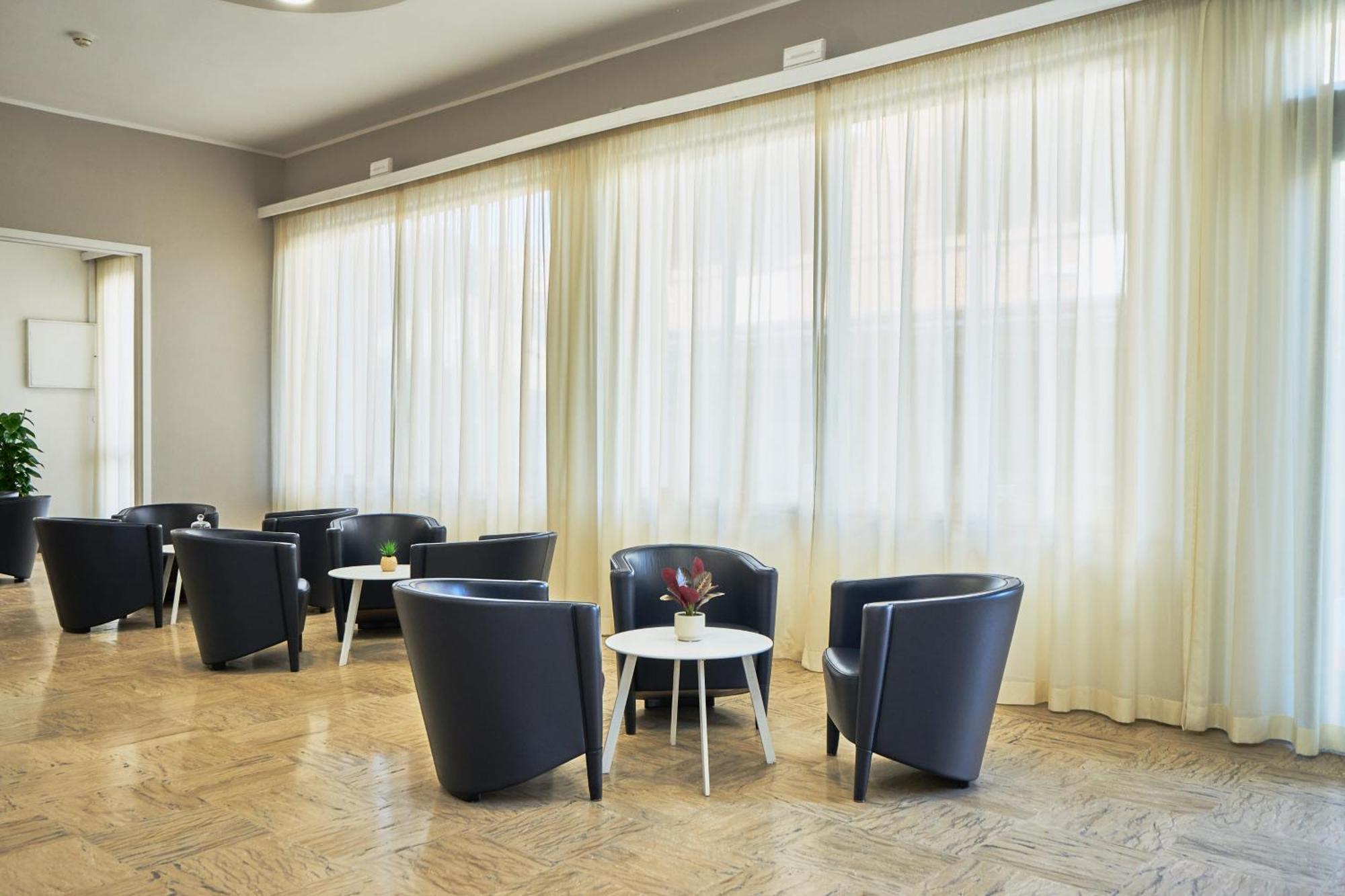 Jolanda Hotel 3*